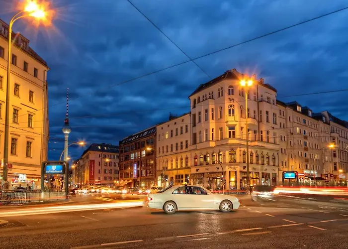 A Stylish In The Center Of True *