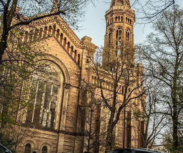 A Stylish In The Center Of True * Berlin